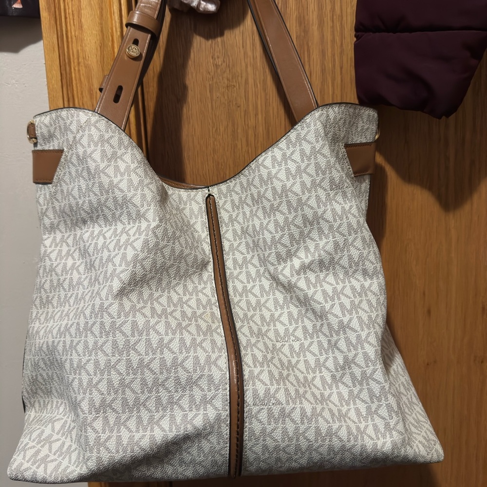 Michael Kors White and Tan Shoulder Bag with Hobo Shape